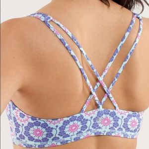 Lululemon Free to Be Bra